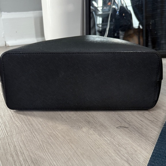 Cole Haan Sleek Black Leather Handbag - Picture 5 of 5